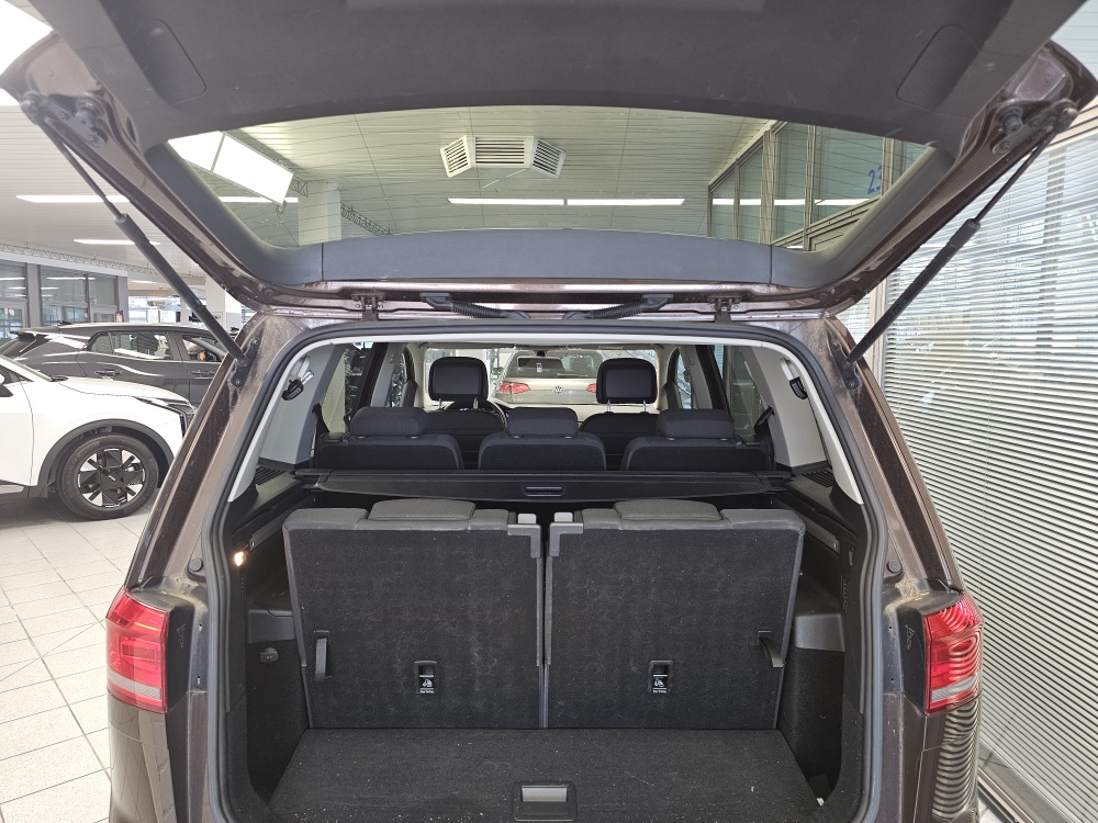 VW Touran – Foto 3
