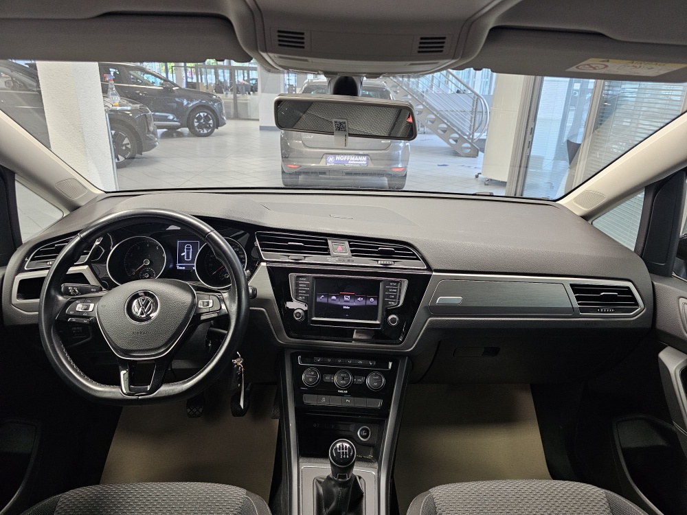 VW Touran – Foto 6