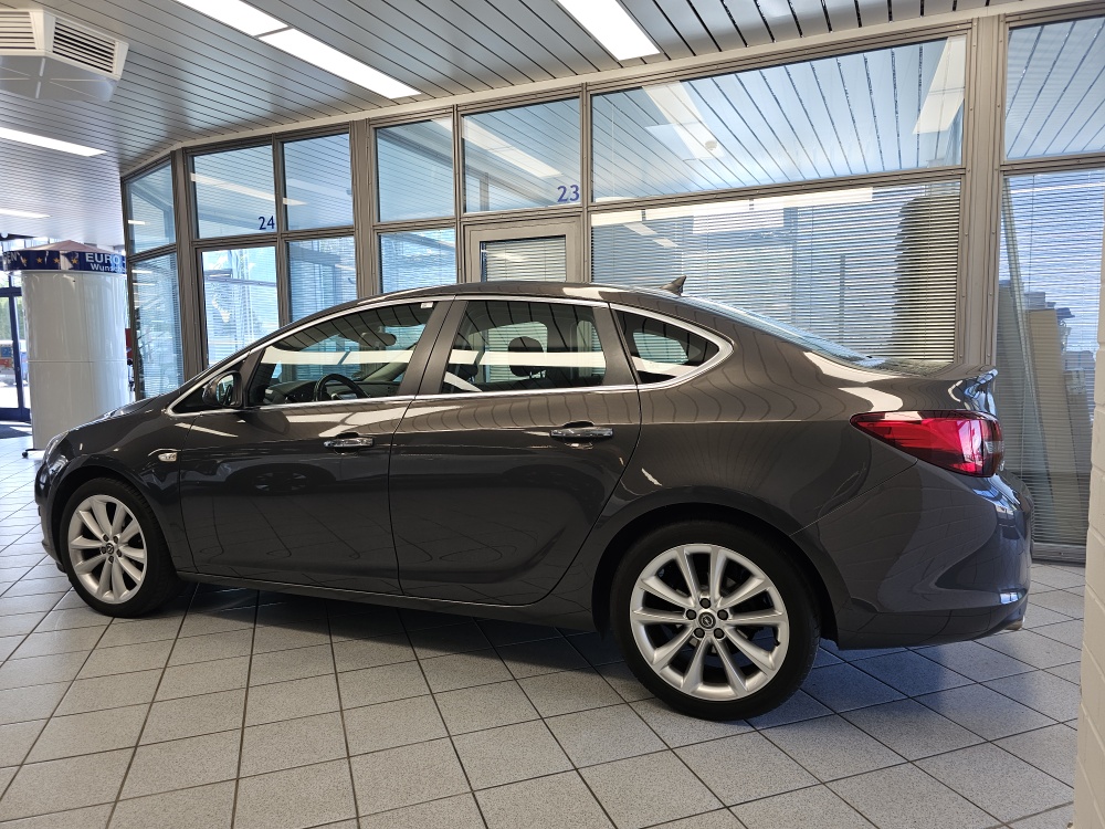 Opel Astra – Foto 17