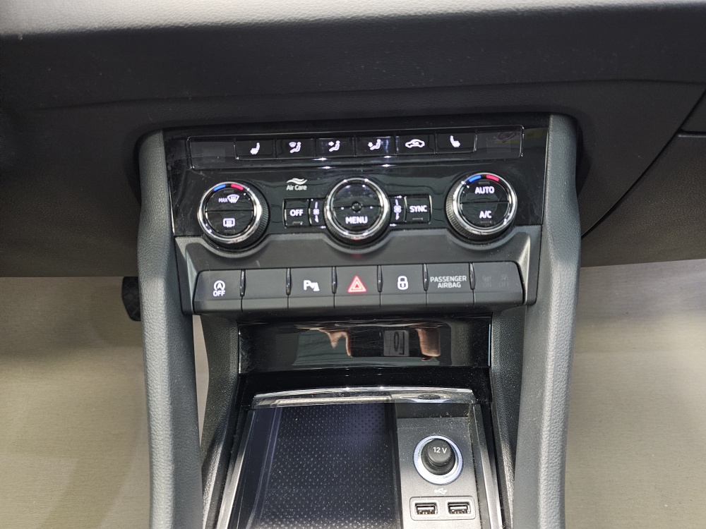 Skoda Karoq – Foto 11