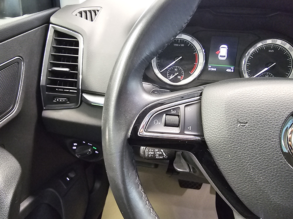 Skoda Karoq – Foto 20