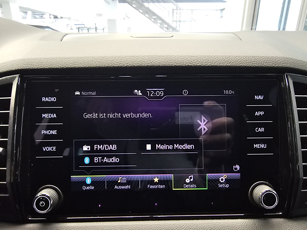 Skoda Karoq – Foto 12