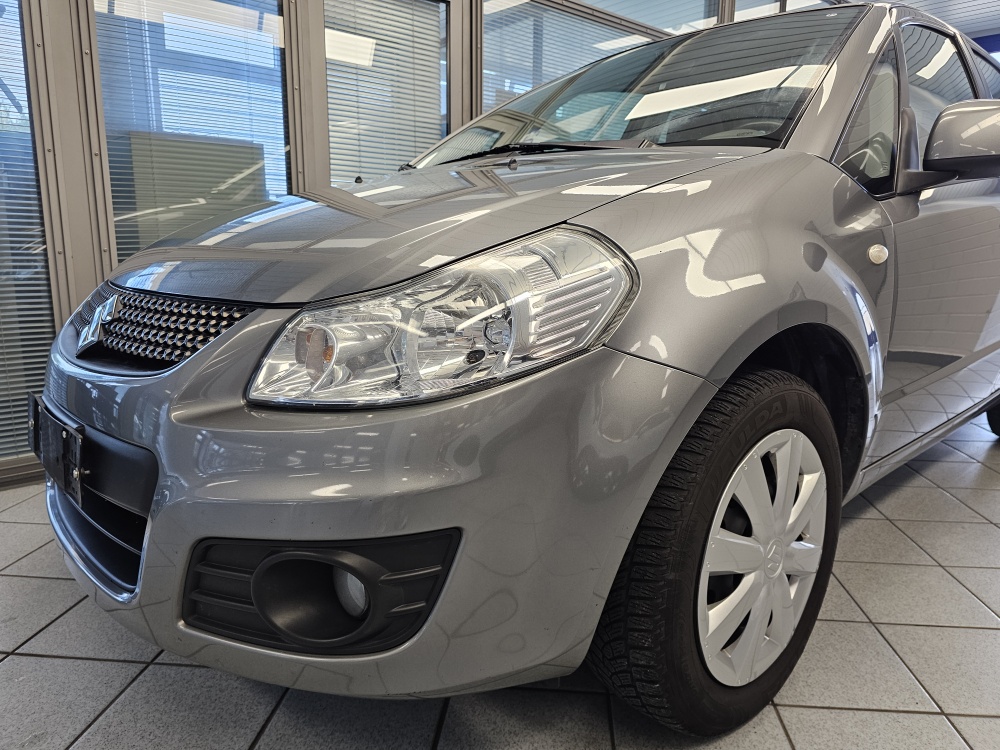 Suzuki SX4 – Foto 17