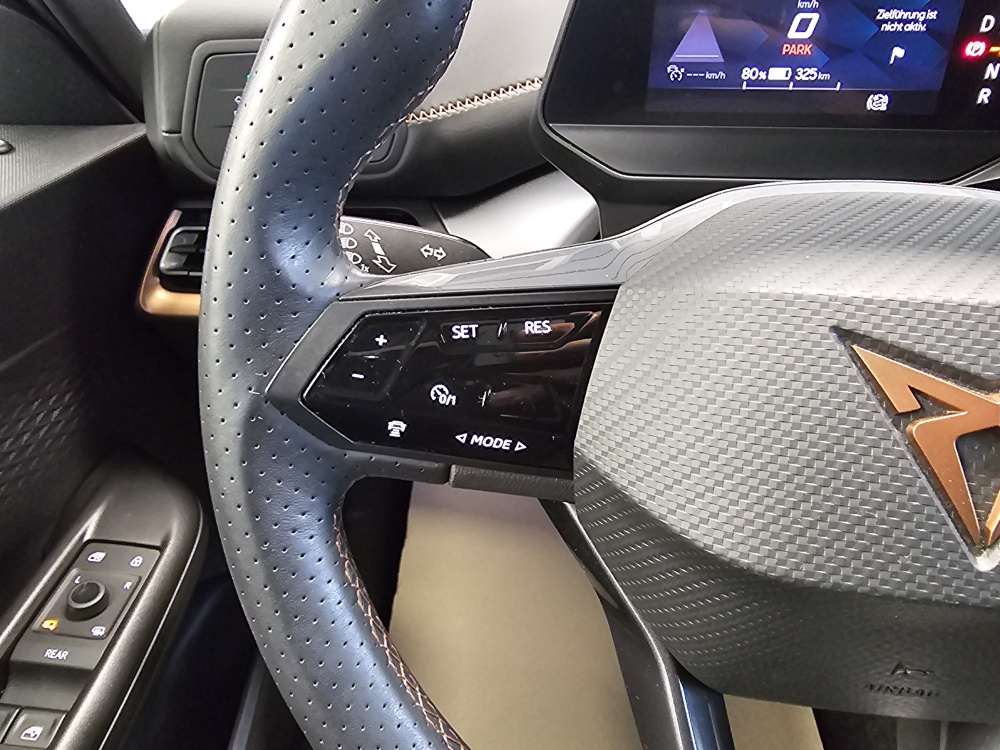 Cupra Born – Foto 24