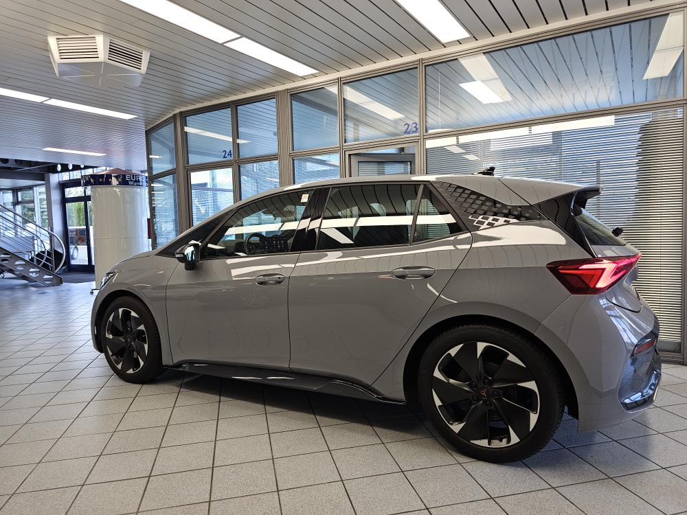 Cupra Born – Foto 30