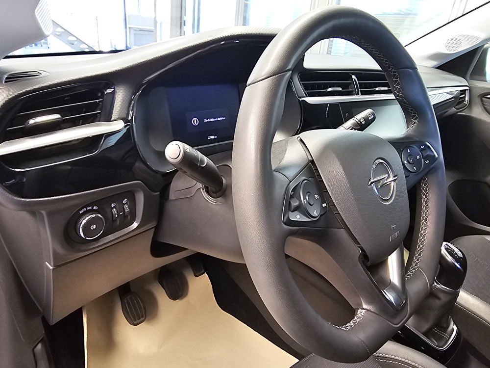 Opel Corsa – Foto 16