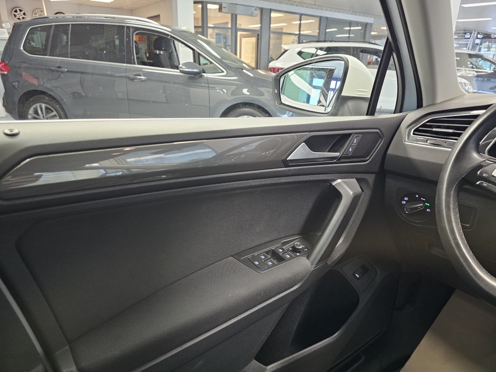 VW Tiguan – Foto 23