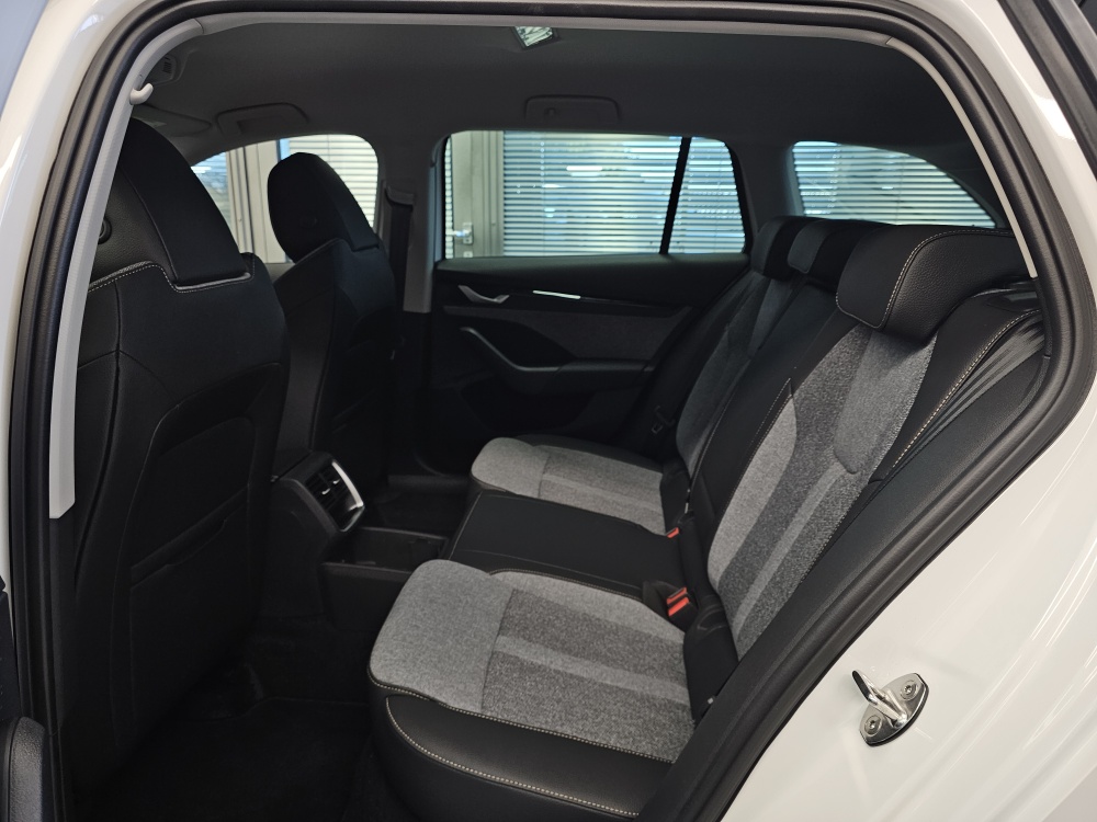 Skoda Octavia Combi – Foto 7