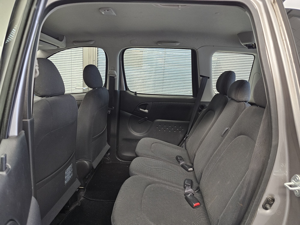 Toyota Yaris Verso – Foto 4