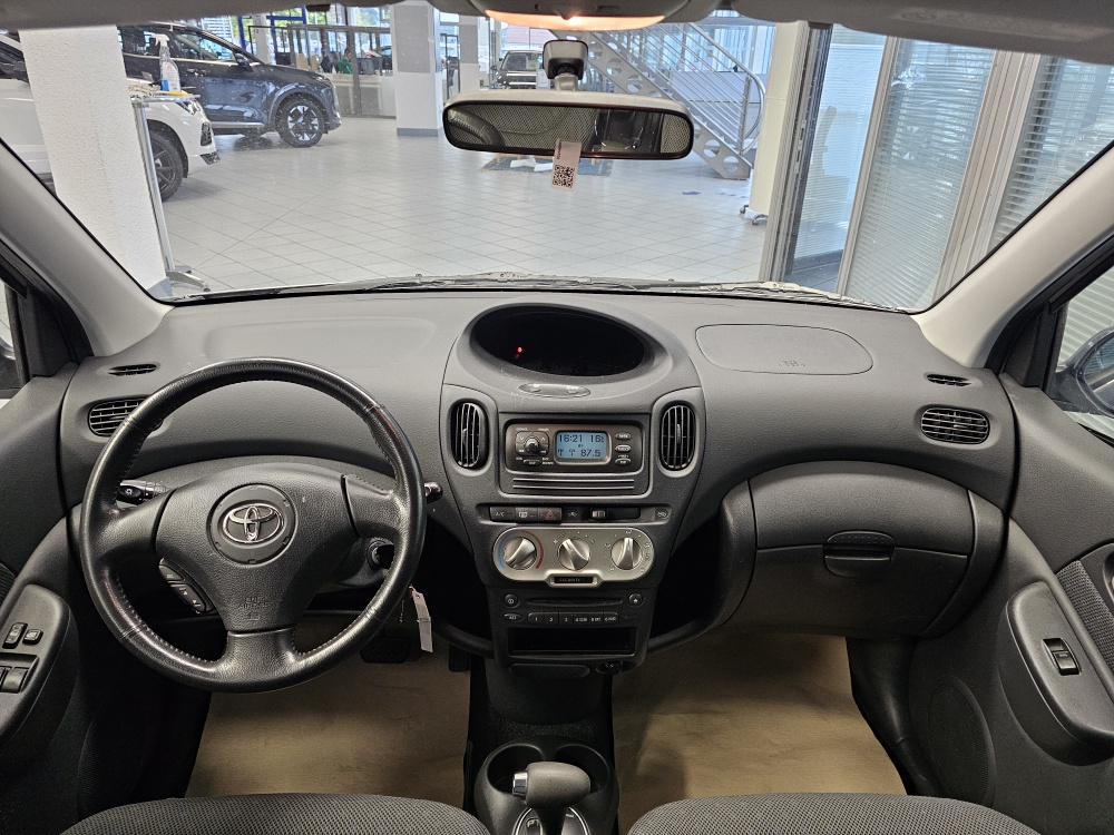 Toyota Yaris Verso – Foto 5