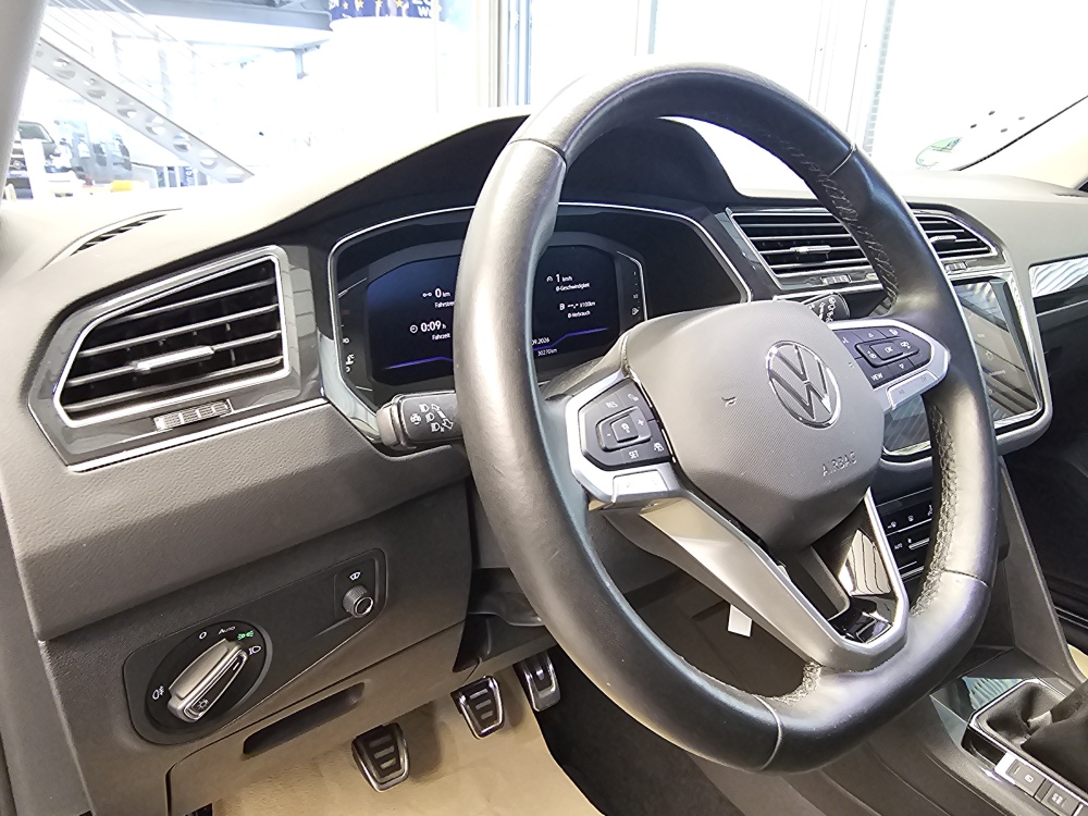 VW Tiguan – Foto 27