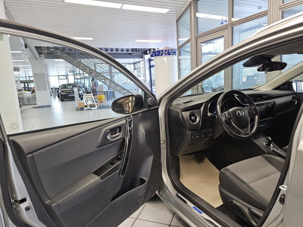 Toyota Auris Touring Sports – Foto 19
