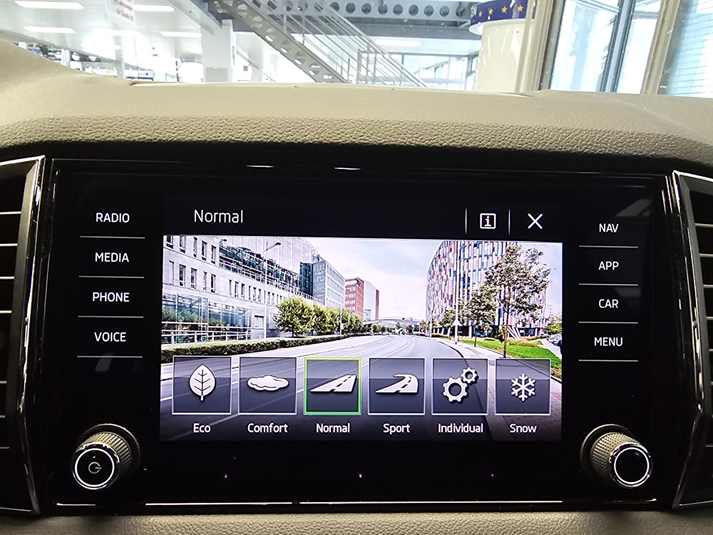 Skoda Karoq – Foto 22