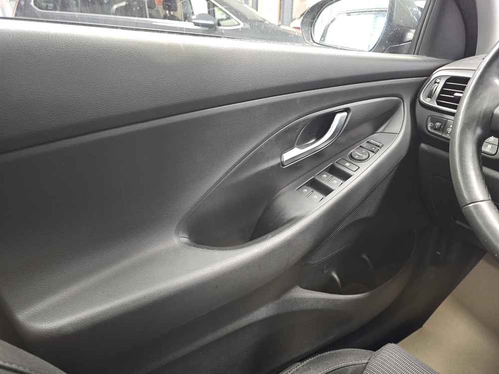 Hyundai i30 – Foto 13