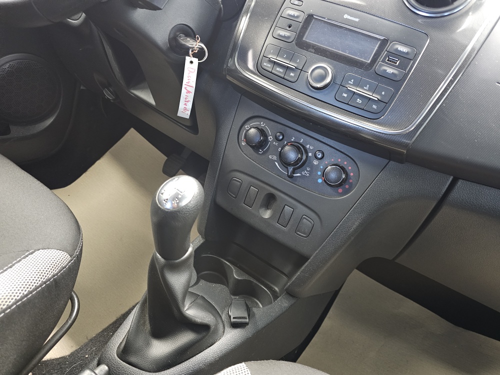 Dacia Sandero – Foto 7