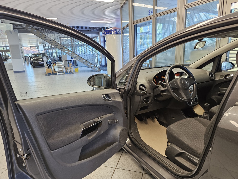 Opel Corsa – Foto 14