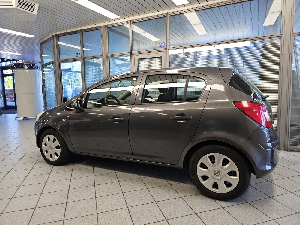 Opel Corsa – Foto 15