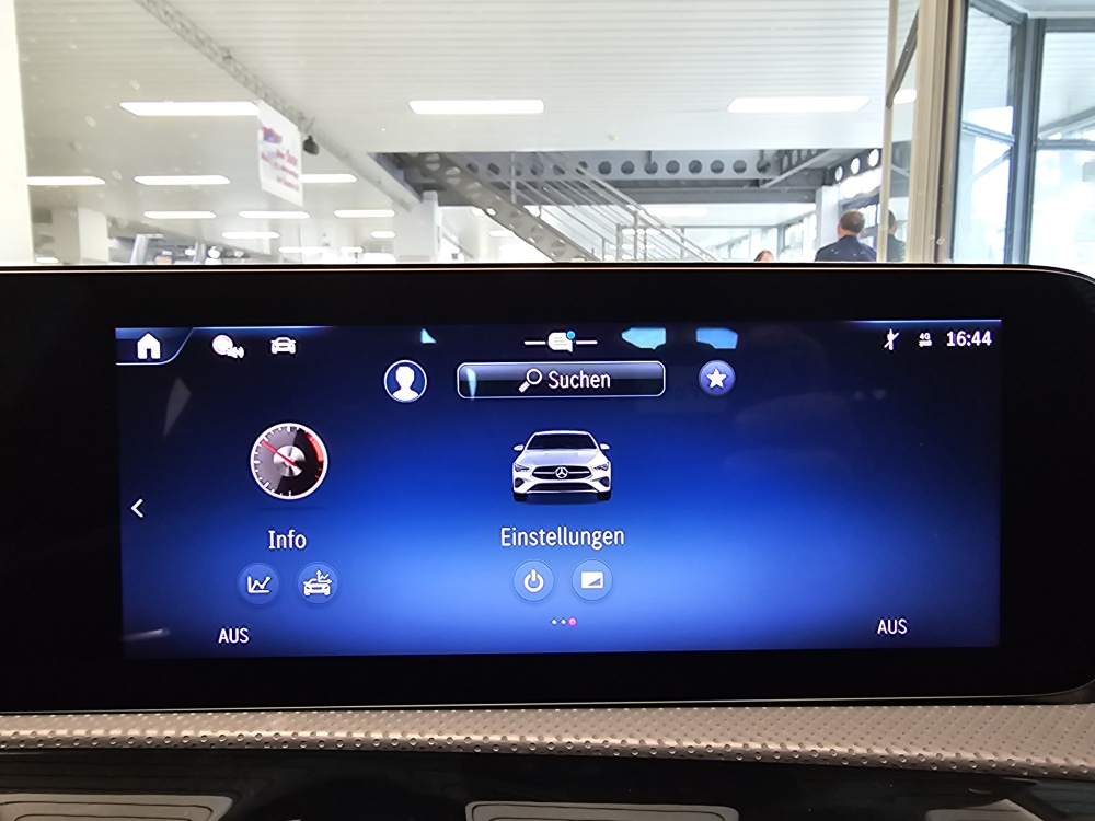 Mercedes-Benz CLA 200 – Foto 12