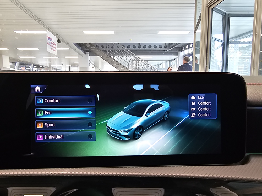 Mercedes-Benz CLA 200 – Foto 21