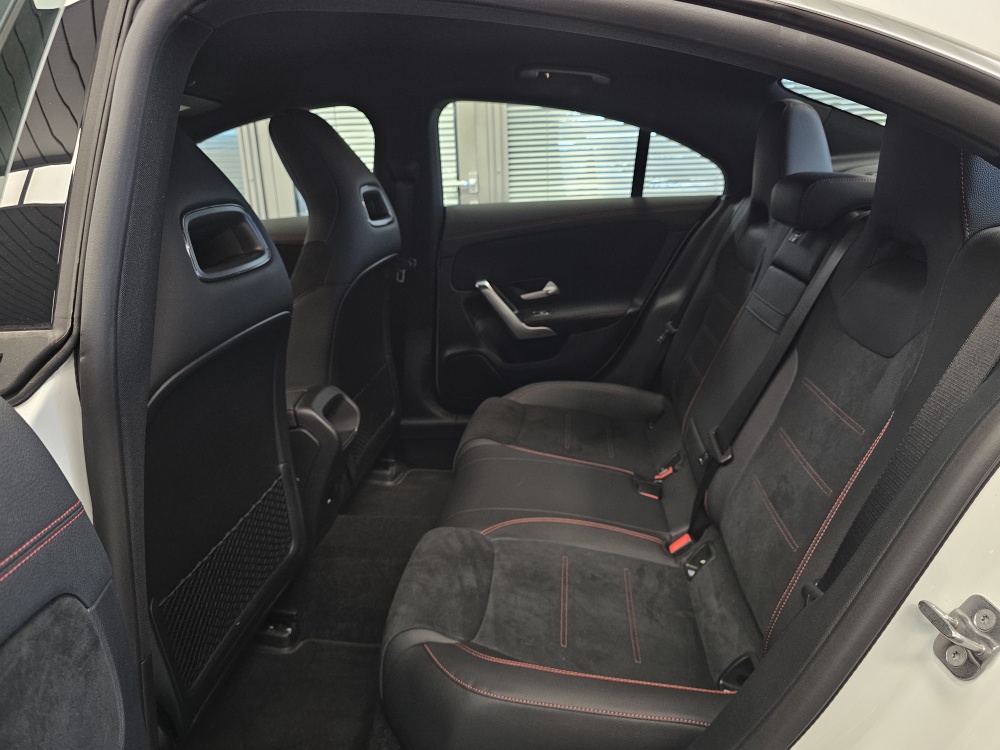Mercedes-Benz CLA 200 – Foto 4