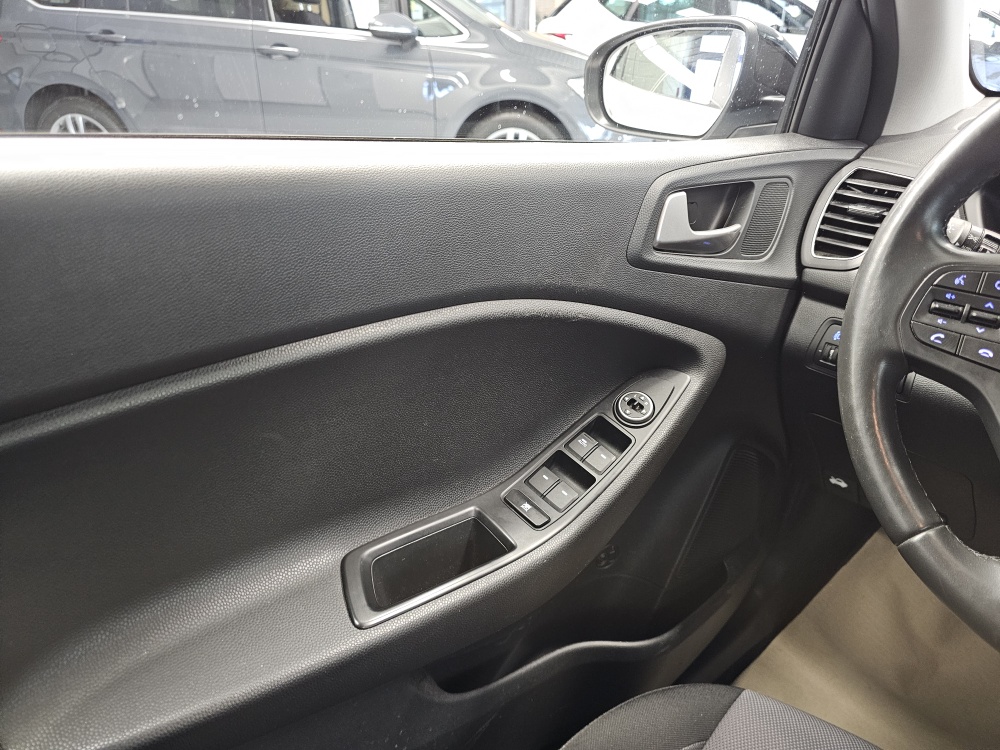 Hyundai i20 – Foto 15