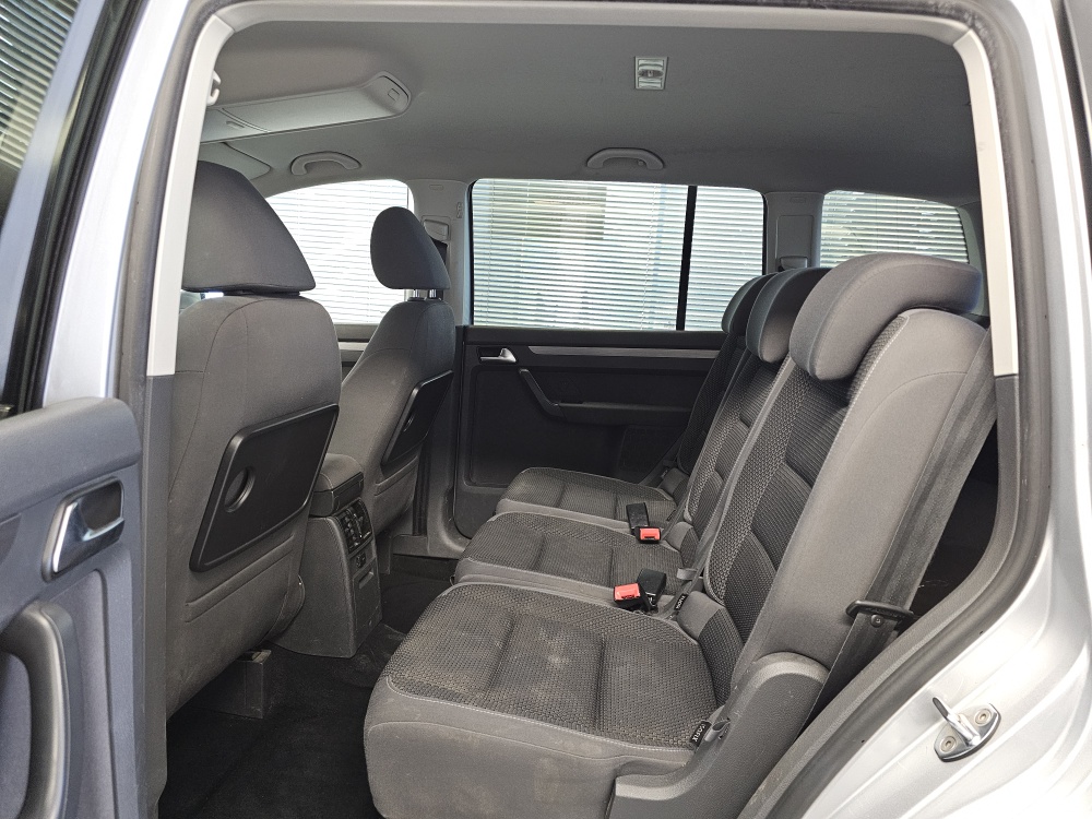 VW Touran – Foto 6