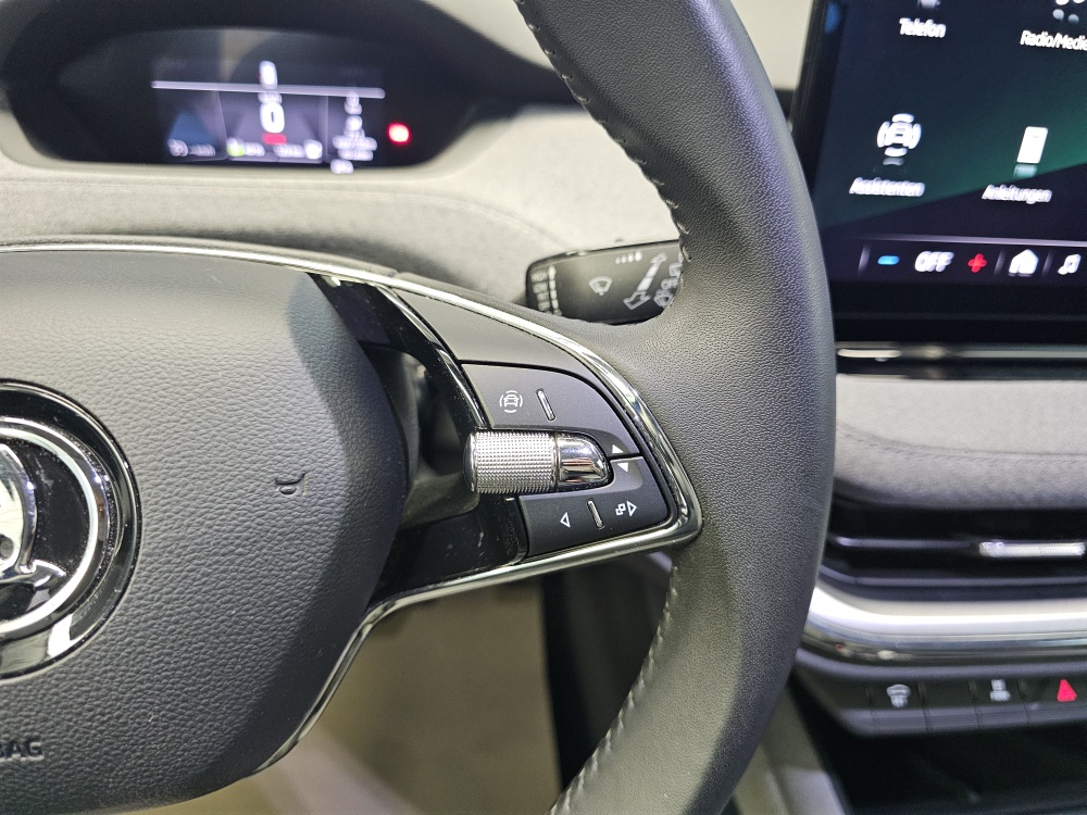 Skoda Enyaq – Foto 19