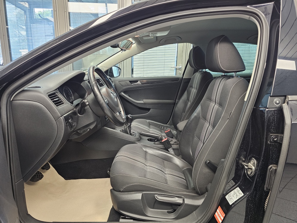 VW Jetta – Foto 19