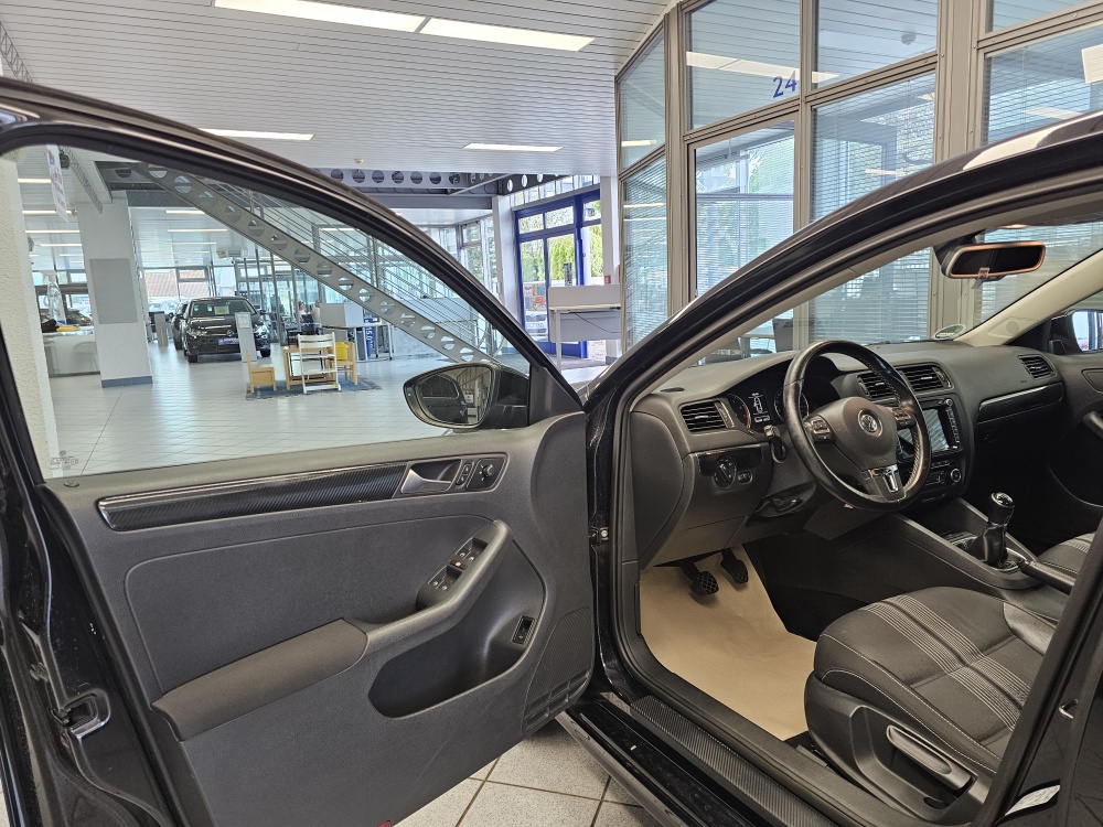 VW Jetta – Foto 20