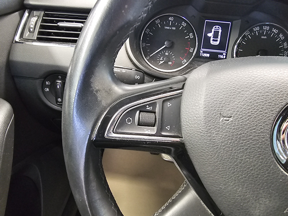 Skoda Octavia Combi – Foto 14