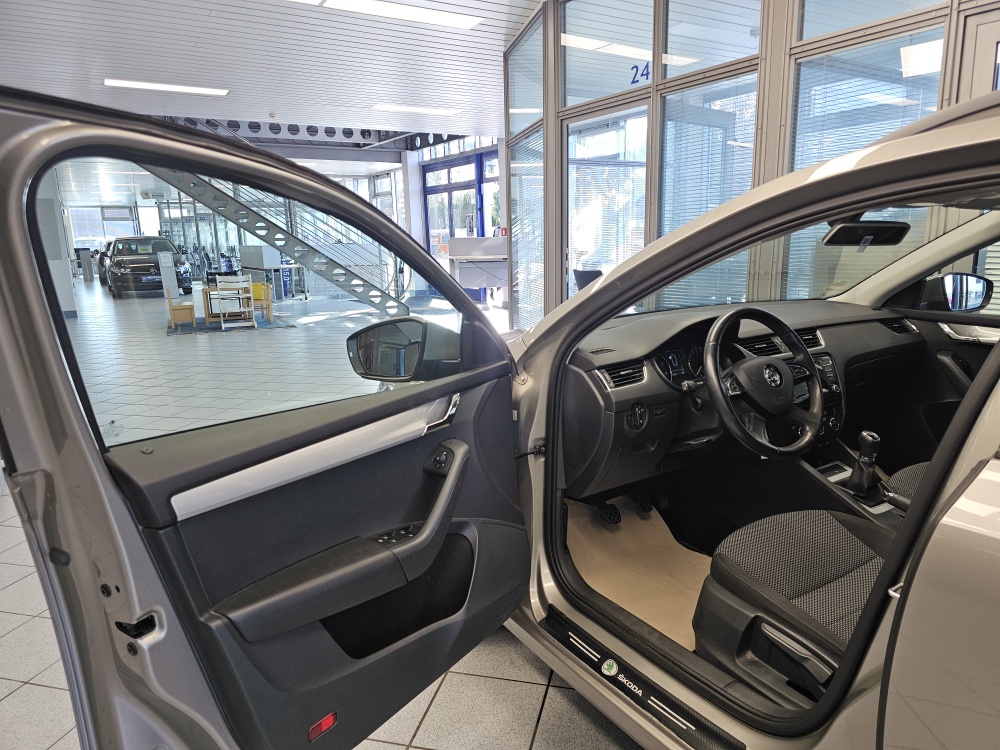 Skoda Octavia Combi – Foto 19