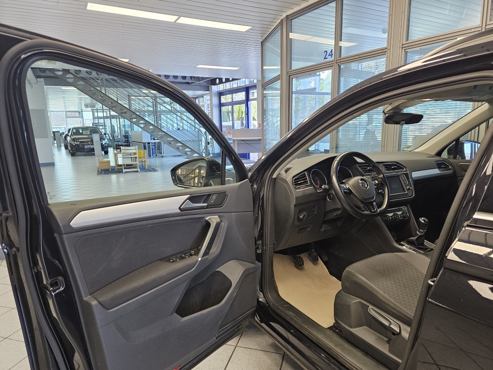VW Tiguan – Foto 21