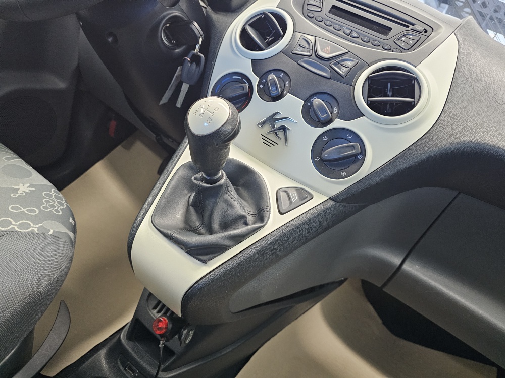 Ford Ka – Foto 8