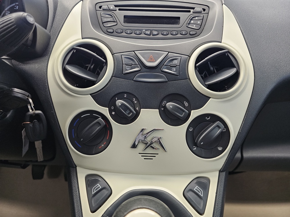 Ford Ka – Foto 9
