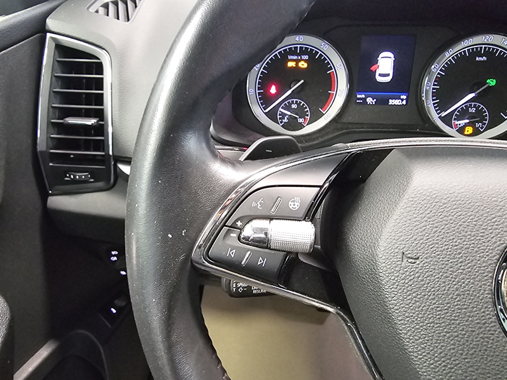 Skoda Karoq – Foto 23