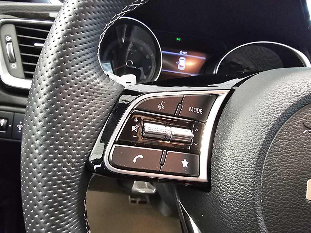 Kia ProCeed – Foto 18