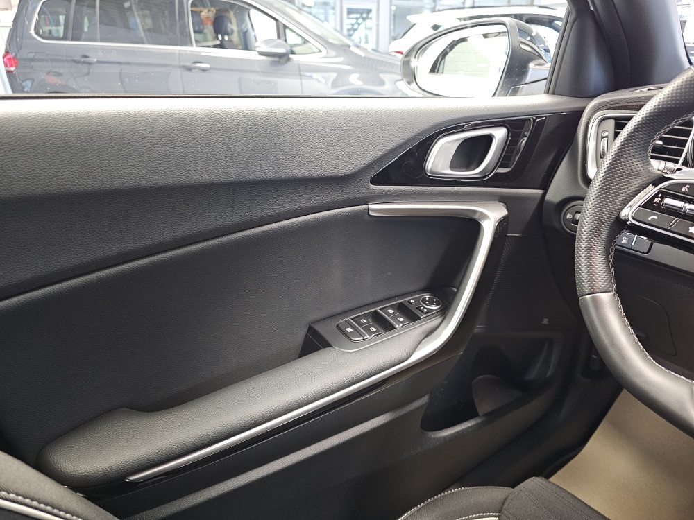 Kia ProCeed – Foto 19