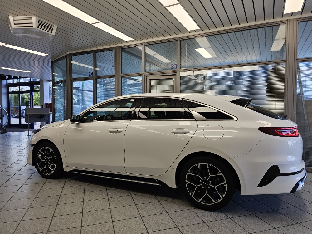 Kia ProCeed – Foto 26