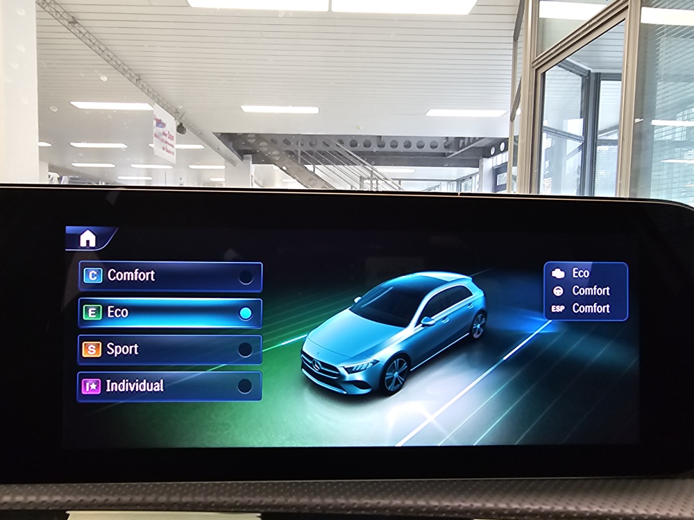 Mercedes-Benz A 180 – Foto 19
