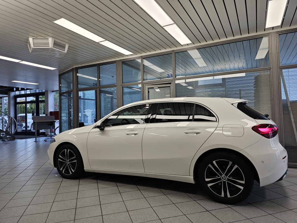 Mercedes-Benz A 180 – Foto 29