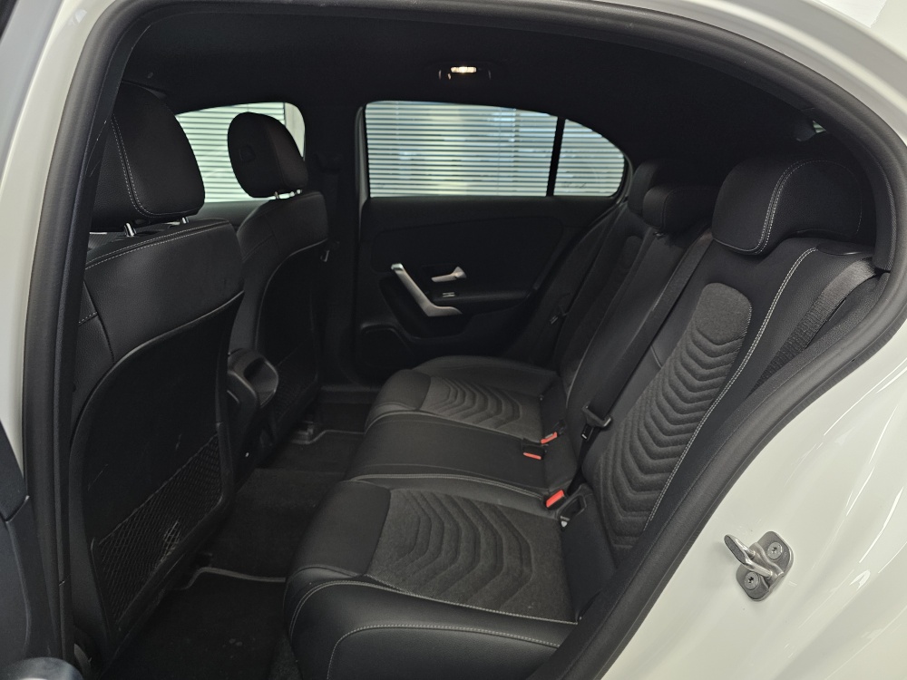 Mercedes-Benz A 180 – Foto 4