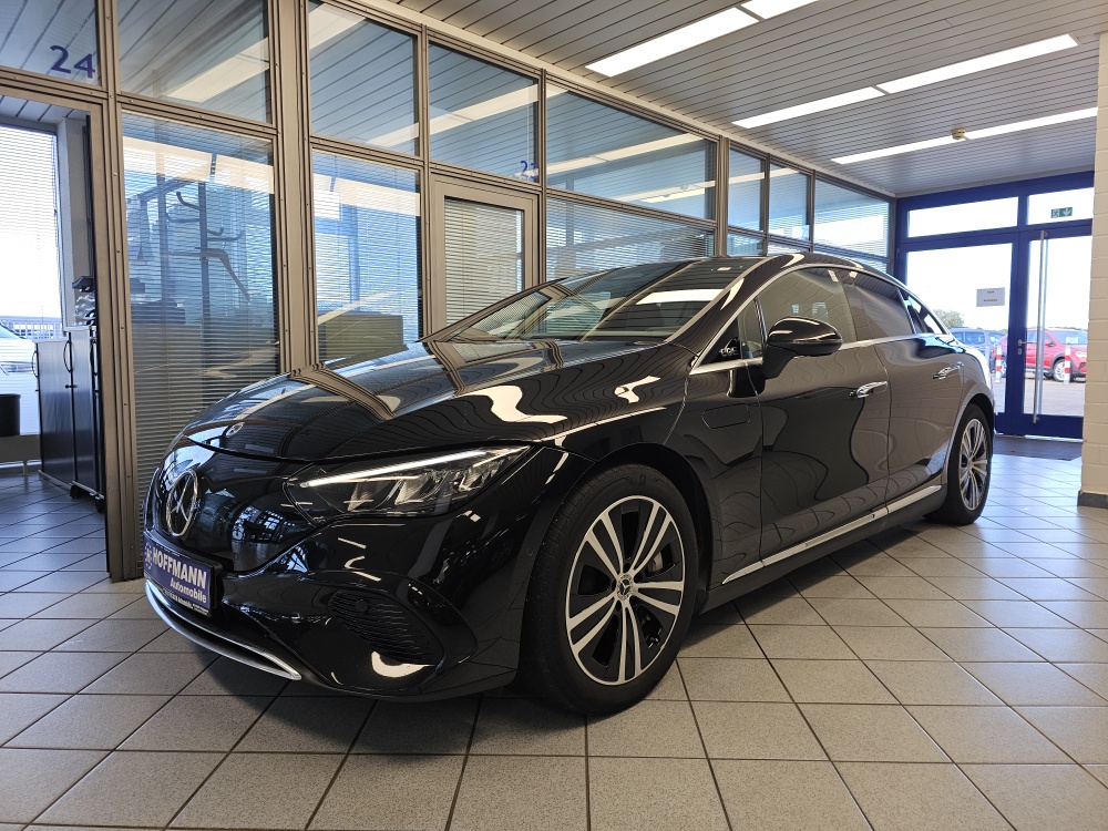 Mercedes-Benz EQE 300
