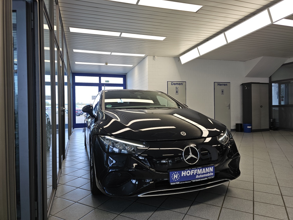 Mercedes-Benz EQE 300 – Foto 38