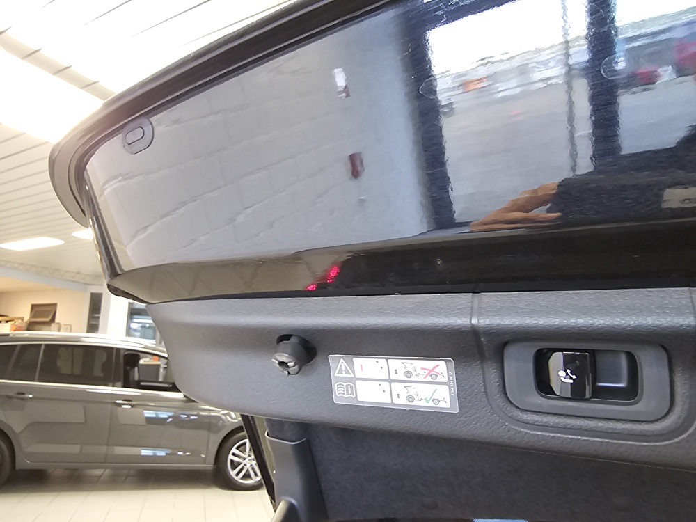 Mercedes-Benz EQE 300 – Foto 4