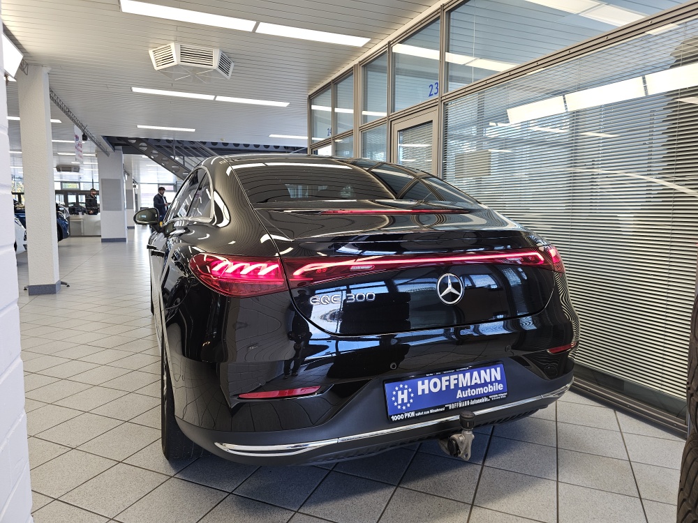Mercedes-Benz EQE 300 – Foto 6