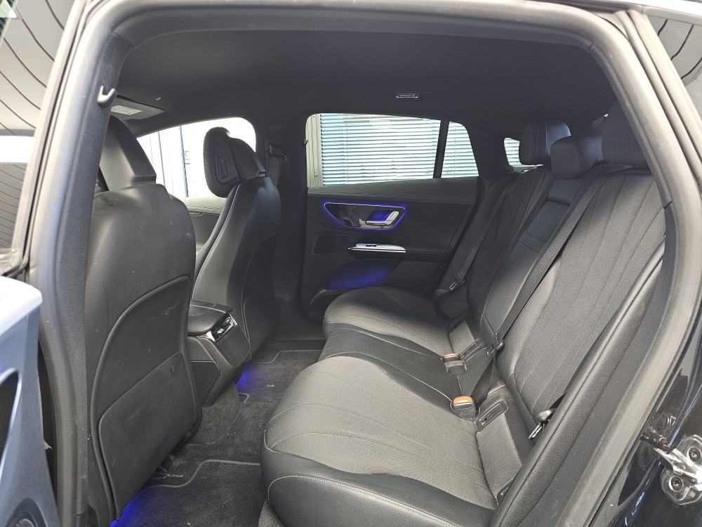 Mercedes-Benz EQE 300 – Foto 9