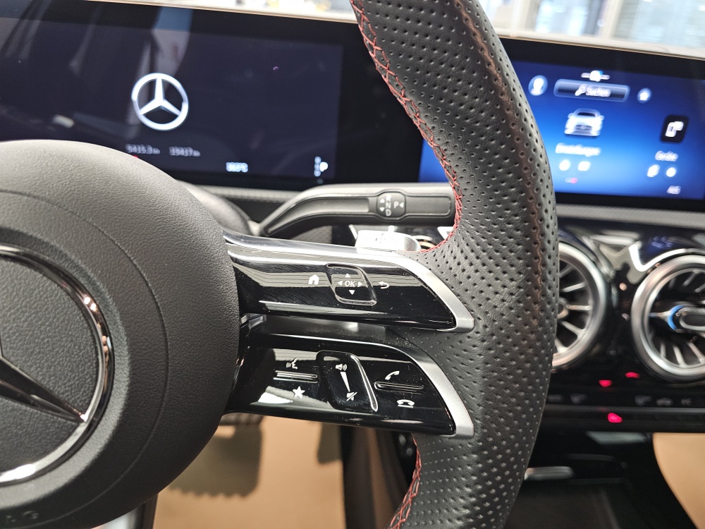 Mercedes-Benz A 200 – Foto 21
