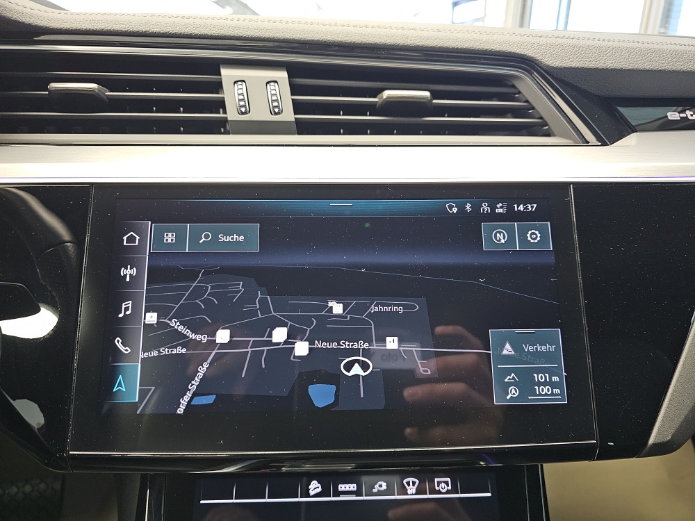 Audi e-tron – Foto 18