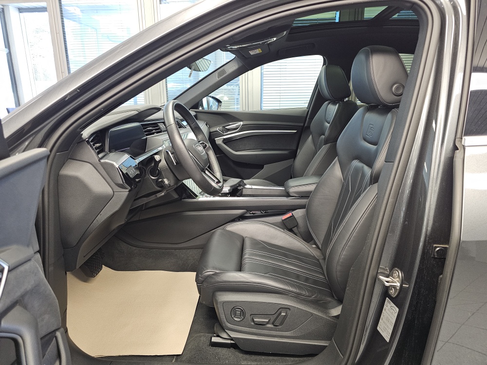 Audi e-tron – Foto 33
