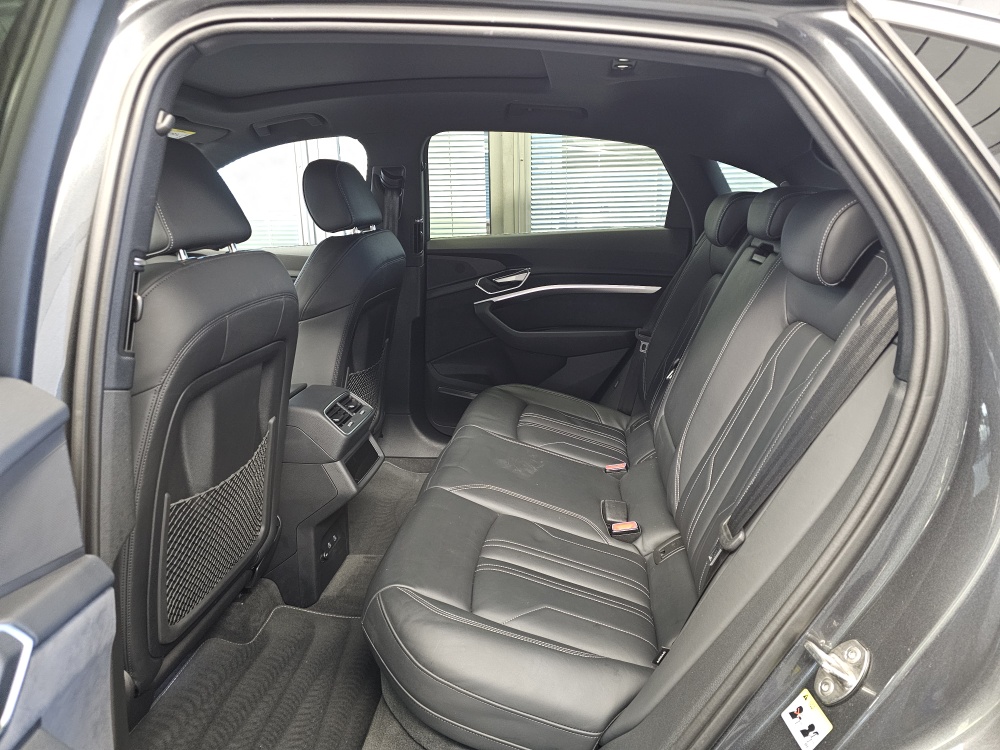 Audi e-tron – Foto 9